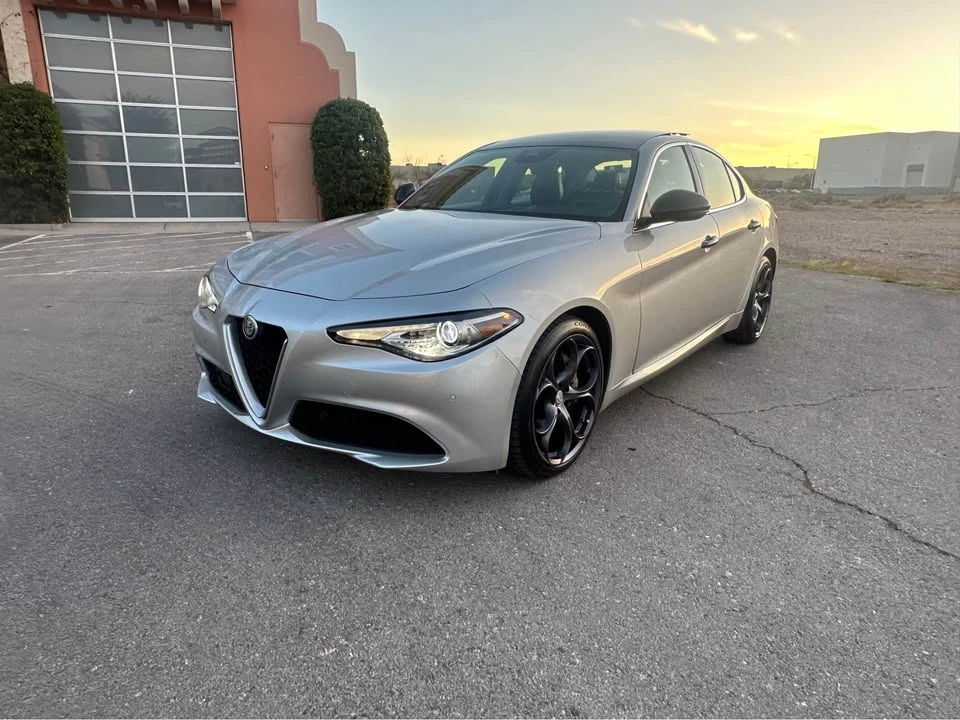 2017 Alfa Romeo Giulia - Image 3 of 20