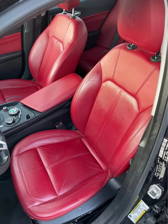 2017 Alfa Romeo Giulia - Image 6 of 11