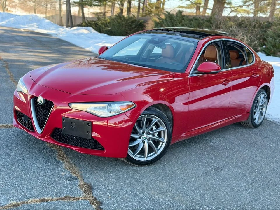 2017 Alfa Romeo Giulia - Image 2 of 20