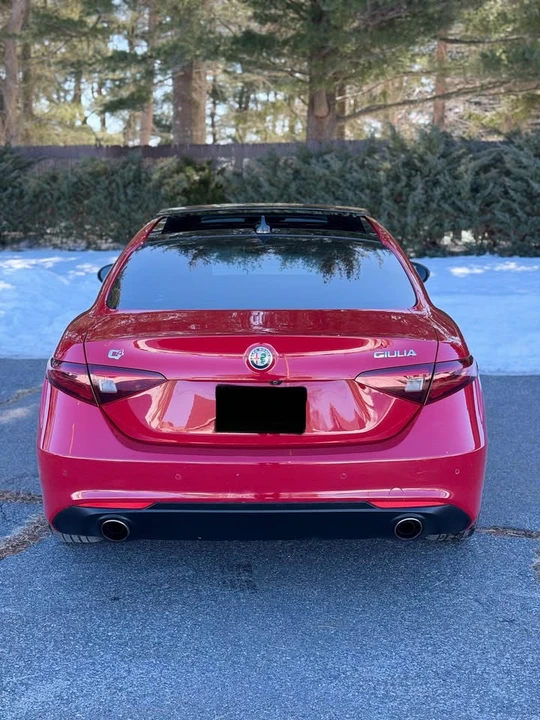 2017 Alfa Romeo Giulia - Image 6 of 20