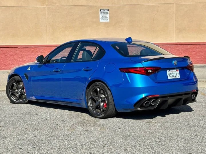 2017 Alfa Romeo Giulia - Image 4 of 19