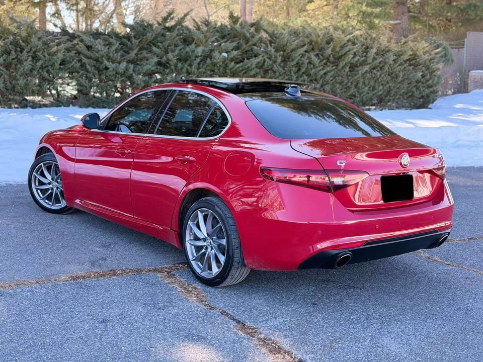 2017 Alfa Romeo Giulia - Image 4 of 20