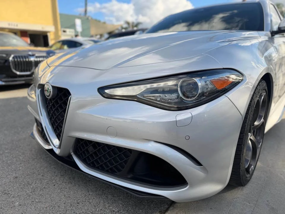 2017 Alfa Romeo Giulia - Image 3 of 12
