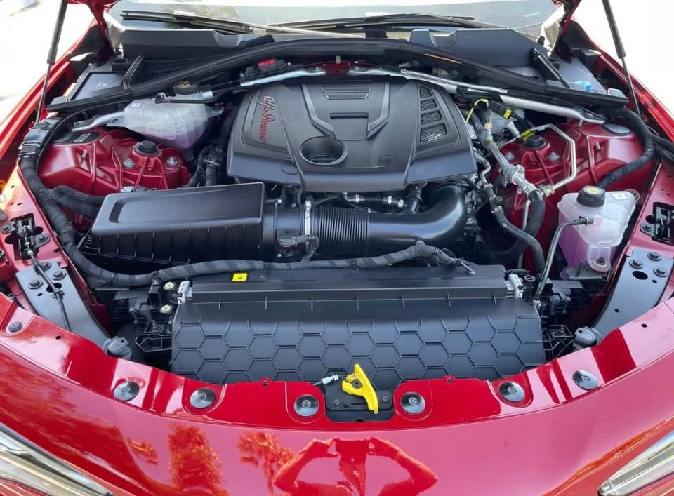 2017 Alfa Romeo Giulia - Image 11 of 11
