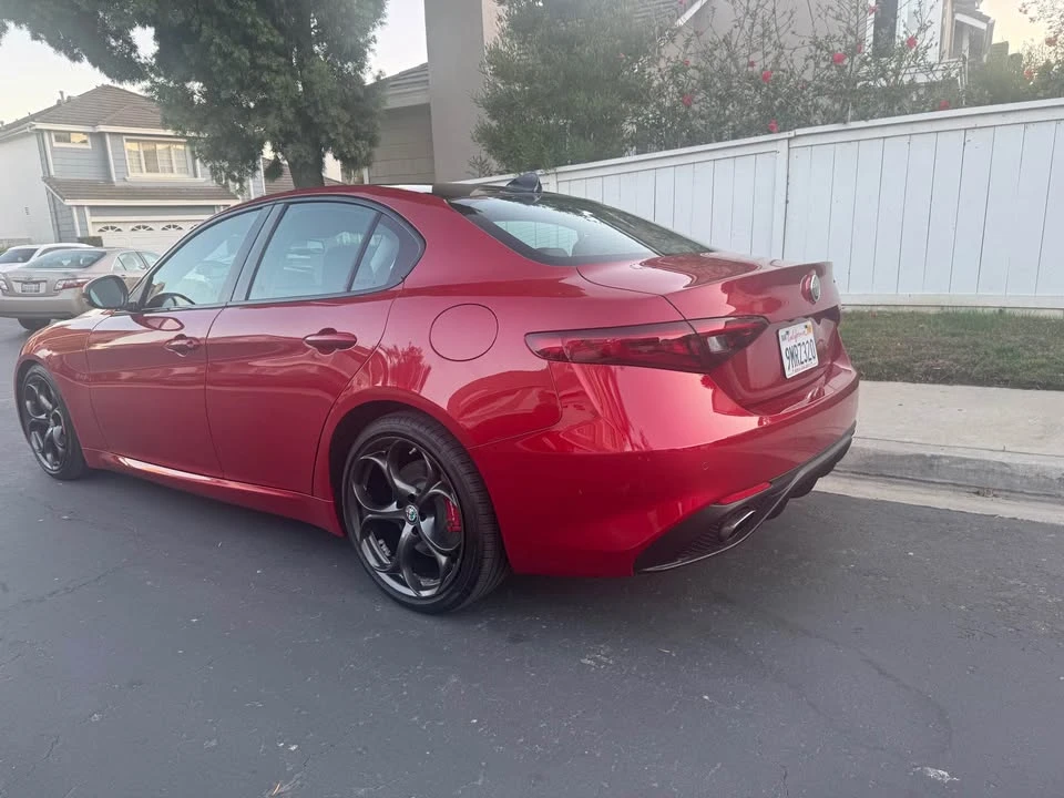 2017 Alfa Romeo Giulia - Image 3 of 11