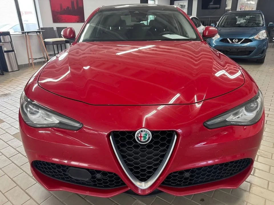 2017 Alfa Romeo Giulia - Image 8 of 20