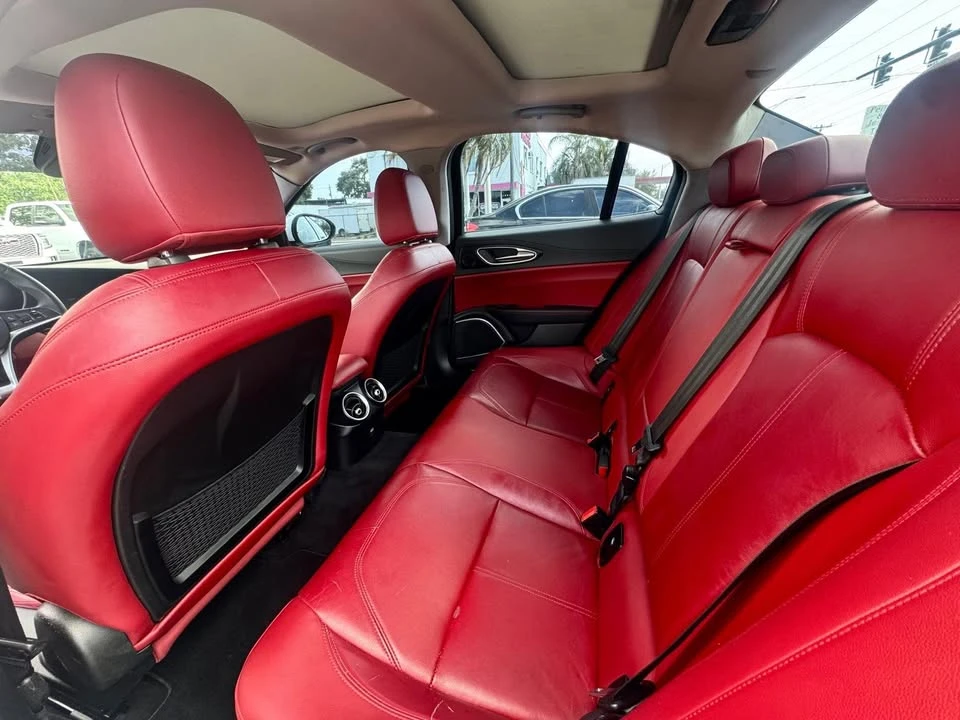 2017 Alfa Romeo Giulia - Image 12 of 12