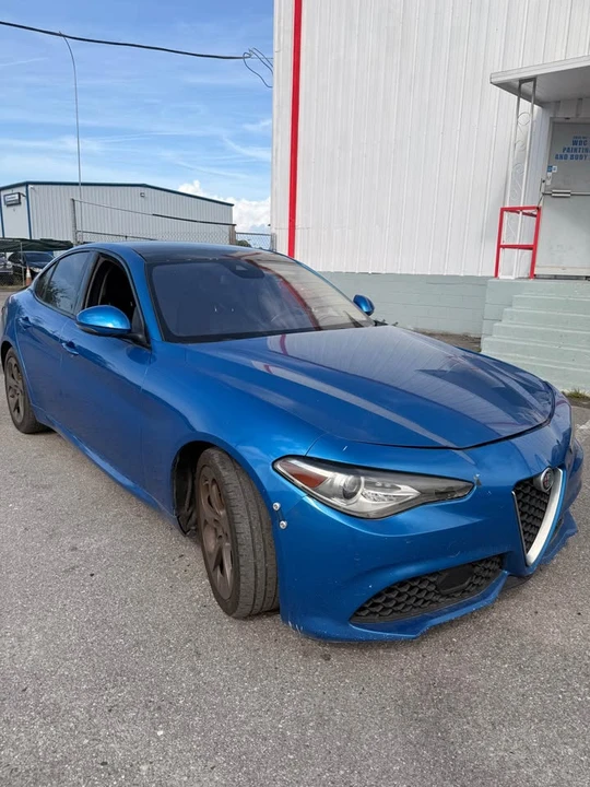 2017 Alfa Romeo Giulia - Image 3 of 6