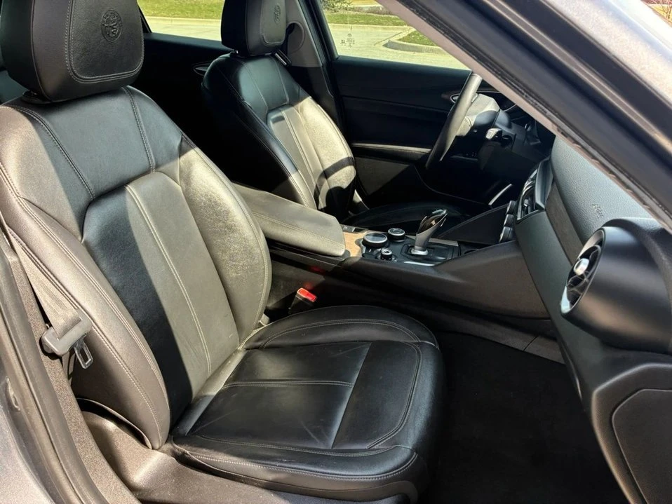 2017 Alfa Romeo Giulia - Image 20 of 20