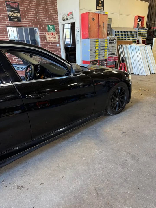 2017 Alfa Romeo Giulia - Image 2 of 18