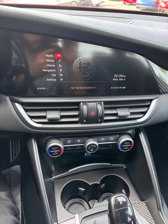 2017 Alfa Romeo Giulia Quadrifoglio - Image 12 of 20