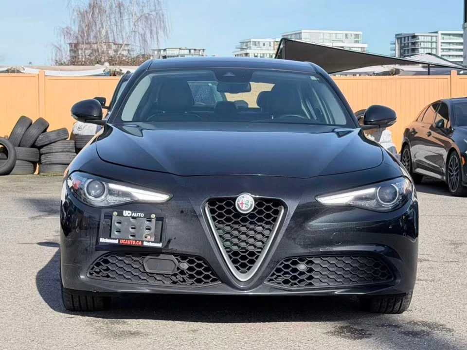 2017 Alfa Romeo Giulia - Image 2 of 20