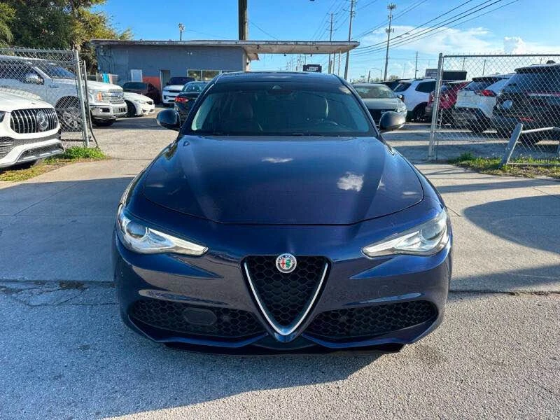 2017 Alfa Romeo Giulia - Image 3 of 11