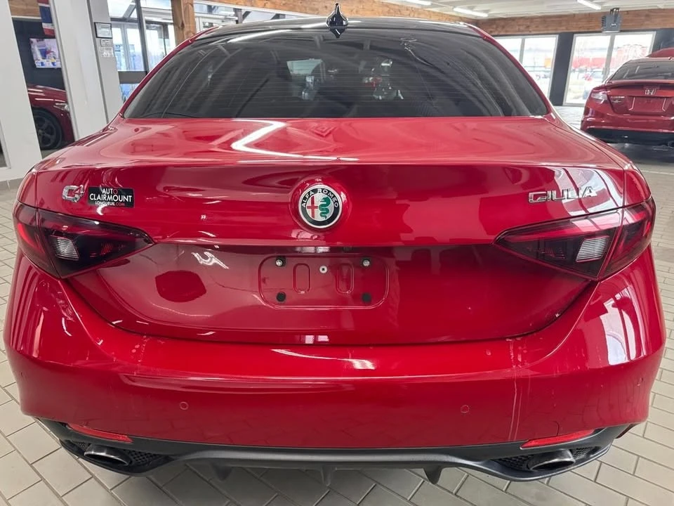 2017 Alfa Romeo Giulia - Image 3 of 20