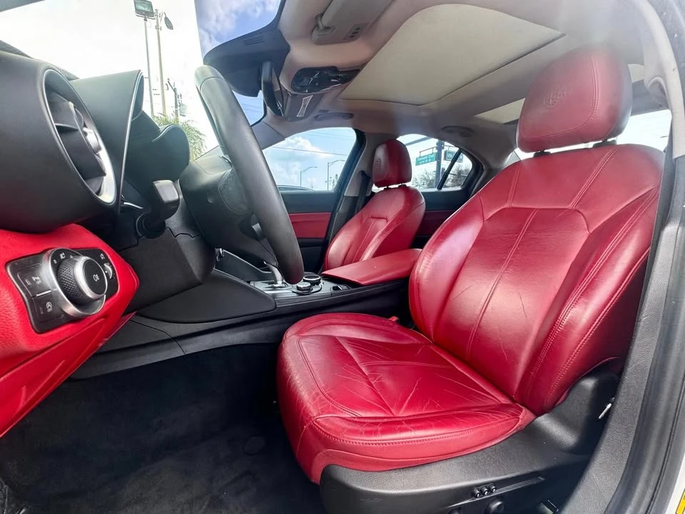 2017 Alfa Romeo Giulia - Image 2 of 12