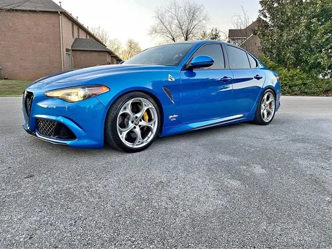 2017 Alfa Romeo Giulia Quadrifoglio Sedan