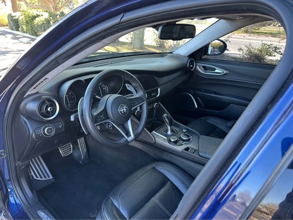 2017 Alfa Romeo Giulia - Image 5 of 6
