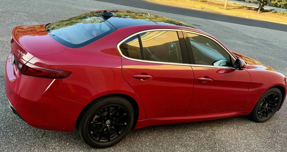 2017 Alfa Romeo Giulia - Image 5 of 7