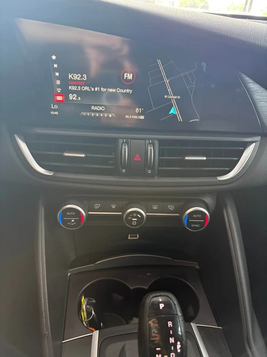 2017 Alfa Romeo Giulia - Image 13 of 16