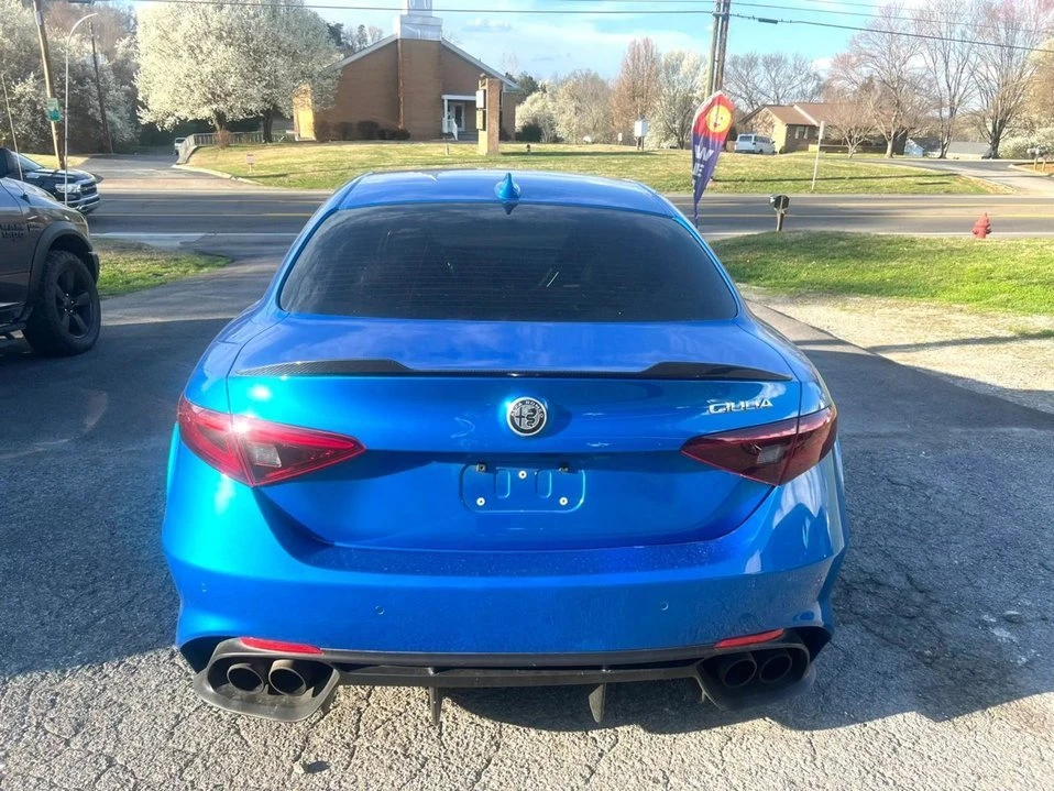 2017 Alfa Romeo Giulia - Image 6 of 14