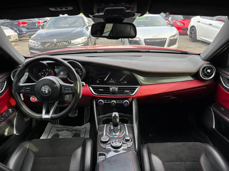 2017 Alfa Romeo Giulia Quadrifoglio - Image 9 of 20
