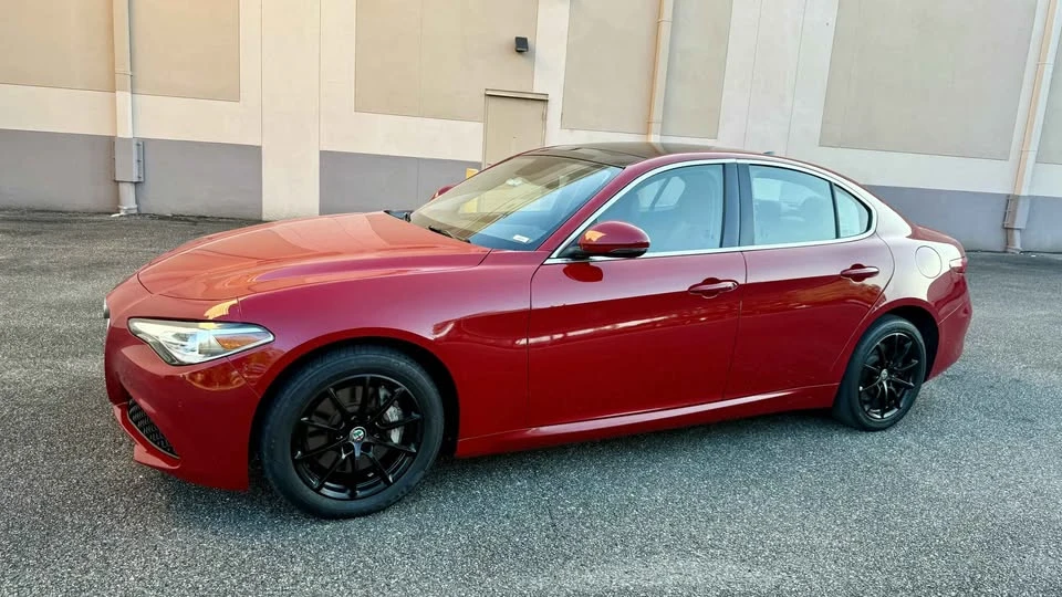 2017 Alfa Romeo Giulia - Image 3 of 7