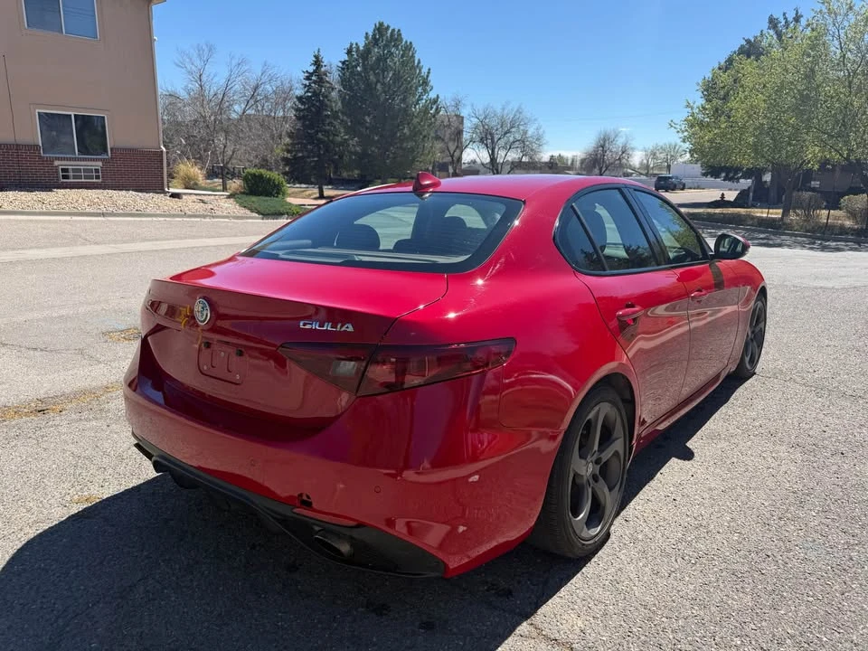 2017 Alfa Romeo Giulia - Image 2 of 9