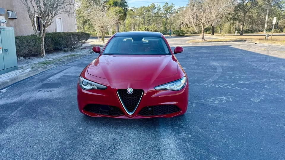 2017 Alfa Romeo Giulia - Image 3 of 17