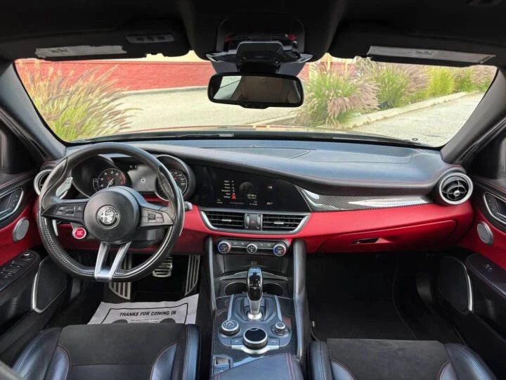2017 Alfa Romeo Giulia Quadrifoglio - Image 9 of 20