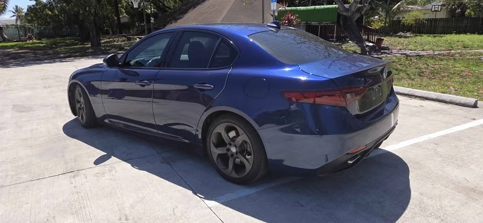 2017 Alfa Romeo Giulia - Image 14 of 14