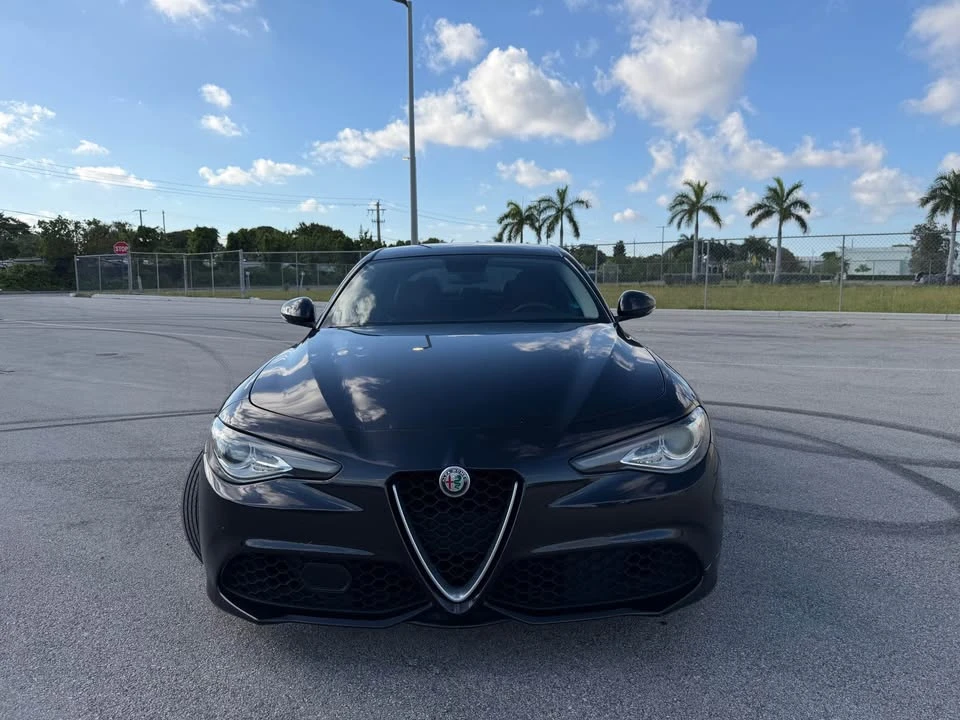 2017 Alfa Romeo Giulia - Image 2 of 10