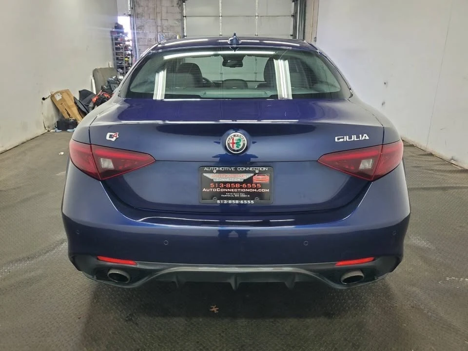 2017 Alfa Romeo Giulia - Image 6 of 20