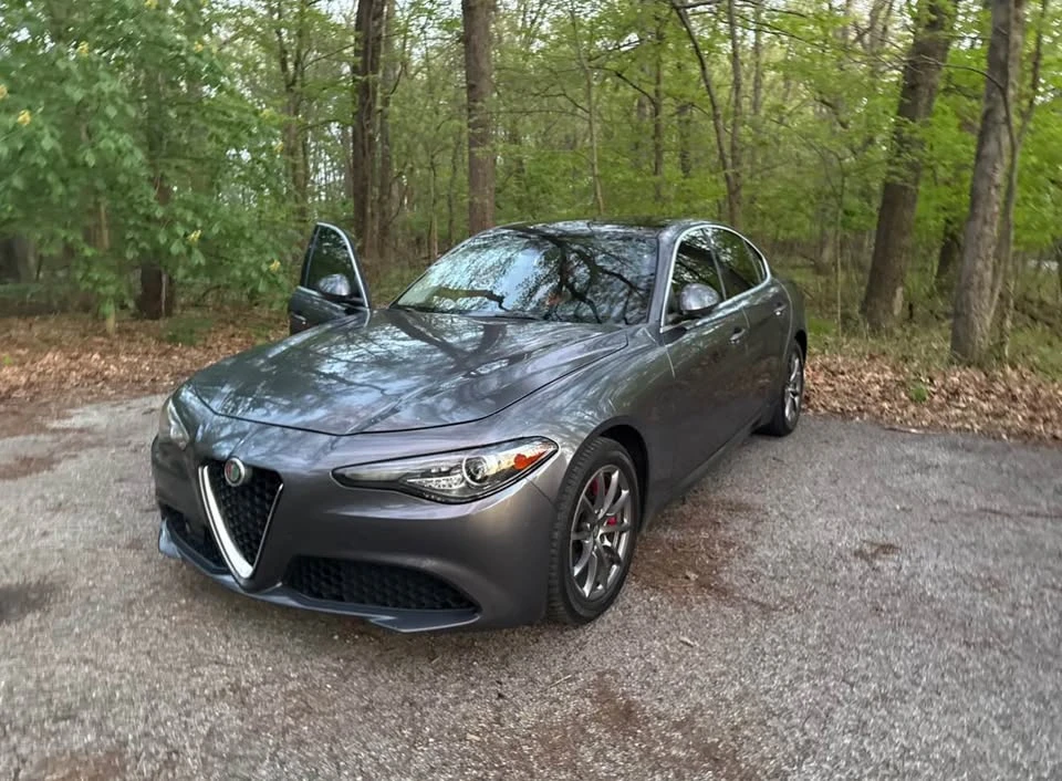 2017 Alfa Romeo Giulia - Image 5 of 6