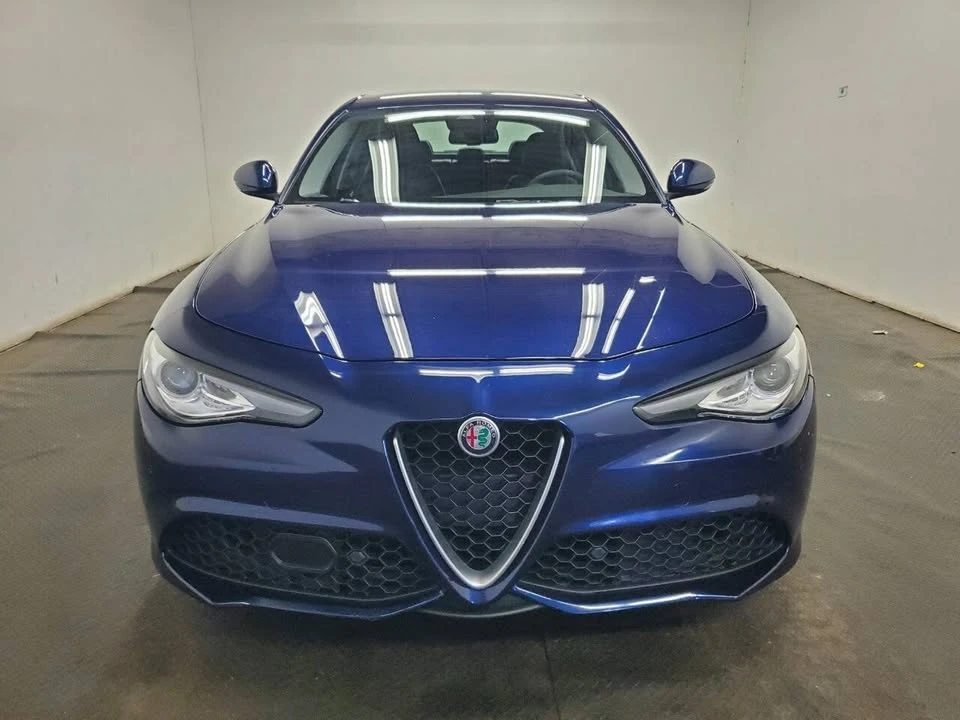 2017 Alfa Romeo Giulia - Image 2 of 20