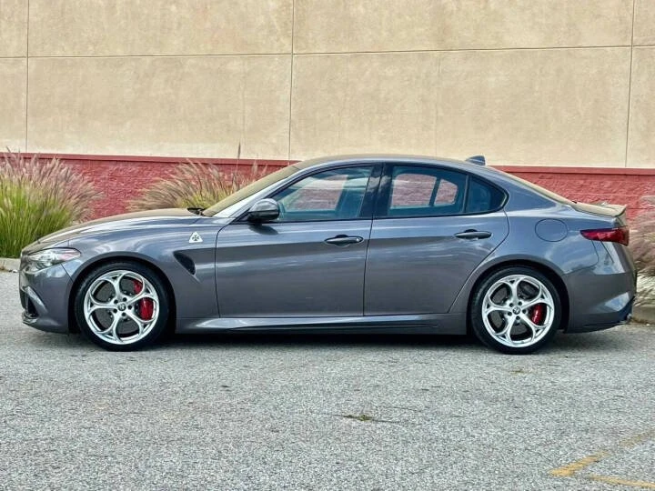 2017 Alfa Romeo Giulia Quadrifoglio - Image 4 of 20