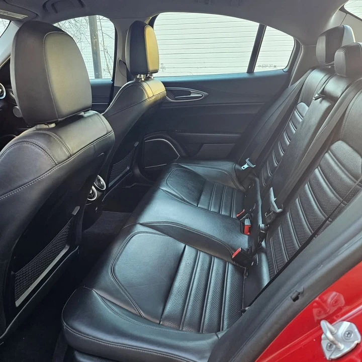 2017 Alfa Romeo Giulia - Image 7 of 7
