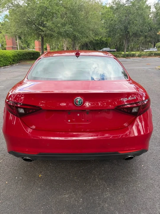 2017 Alfa Romeo Giulia - Image 8 of 11