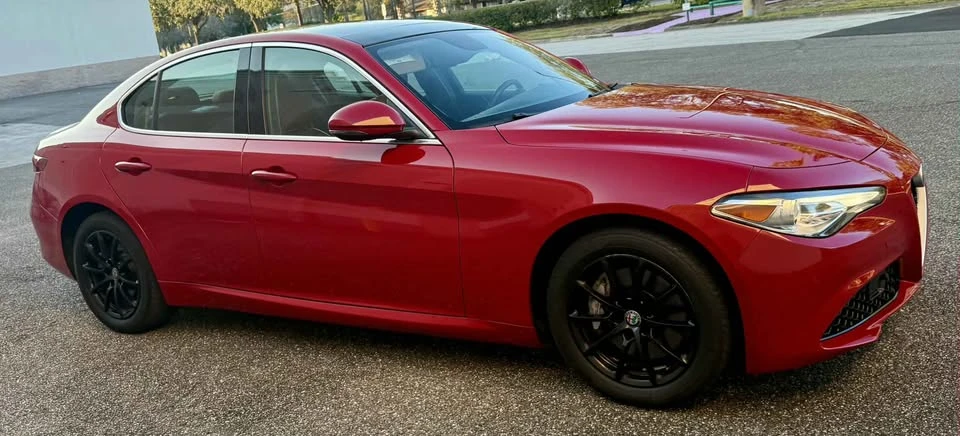 2017 Alfa Romeo Giulia - Image 4 of 7