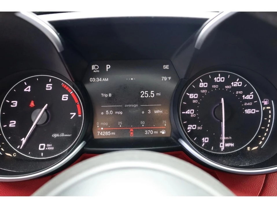 2017 Alfa Romeo Giulia - Image 20 of 20