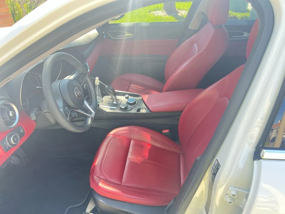 2017 Alfa Romeo Giulia - Image 7 of 9