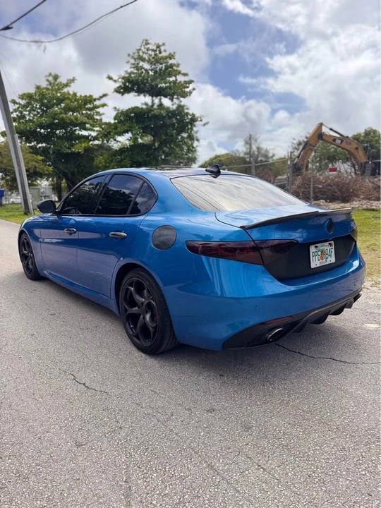 2017 Alfa Romeo Giulia - Image 3 of 13