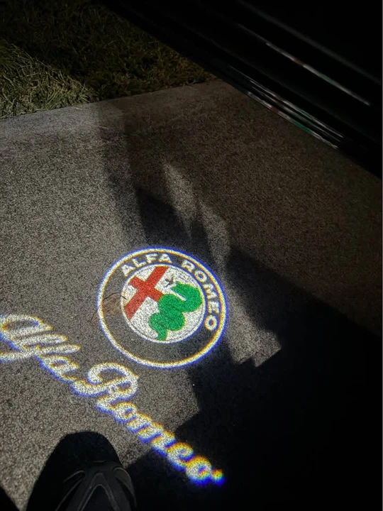 2017 Alfa Romeo Giulia - Image 6 of 8