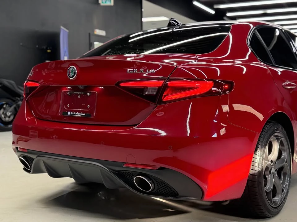 2017 Alfa Romeo Giulia - Image 20 of 20