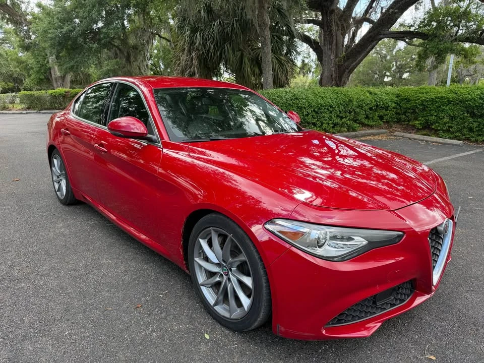 2017 Alfa Romeo Giulia - Image 3 of 11