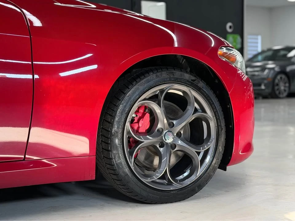2017 Alfa Romeo Giulia - Image 3 of 20