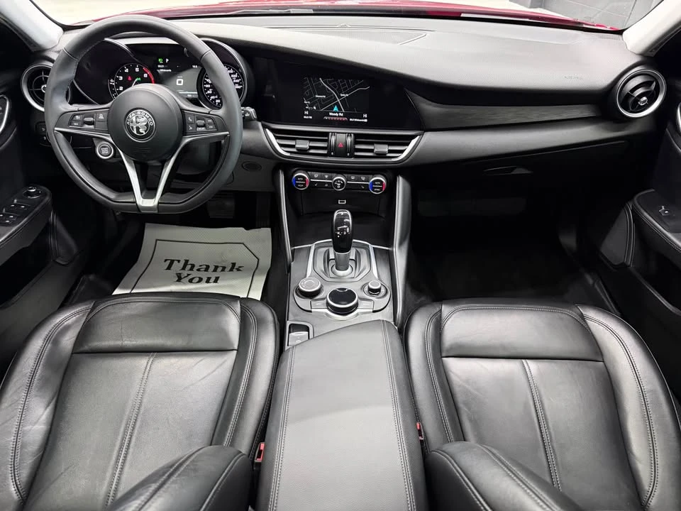 2017 Alfa Romeo Giulia - Image 8 of 20