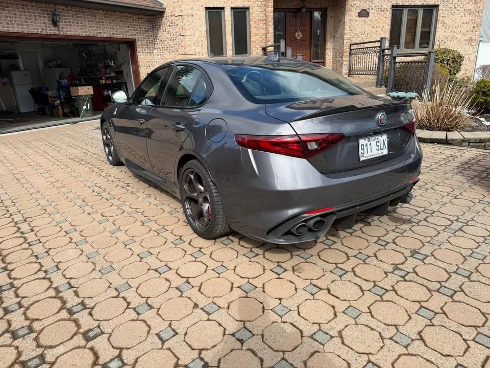 2017 Alfa Romeo Giulia - Image 3 of 10