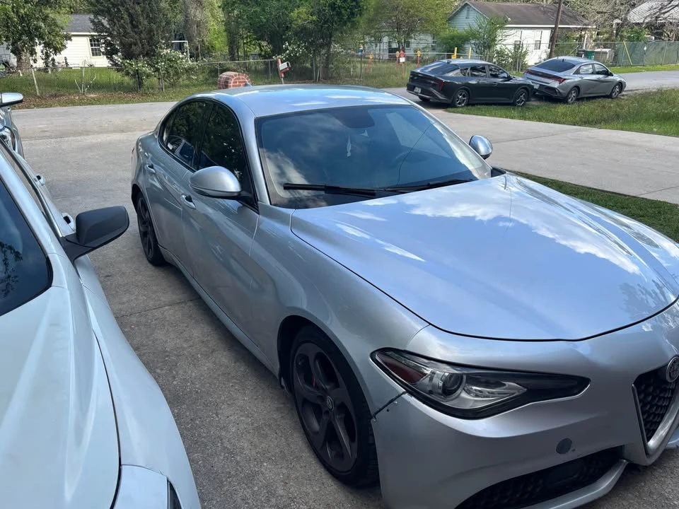 2017 Alfa Romeo Giulia - Image 5 of 7