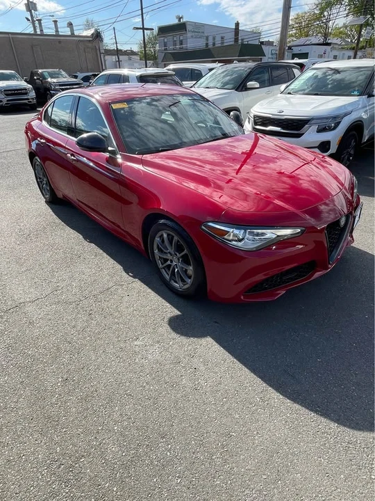 2017 Alfa Romeo Giulia - Image 3 of 20