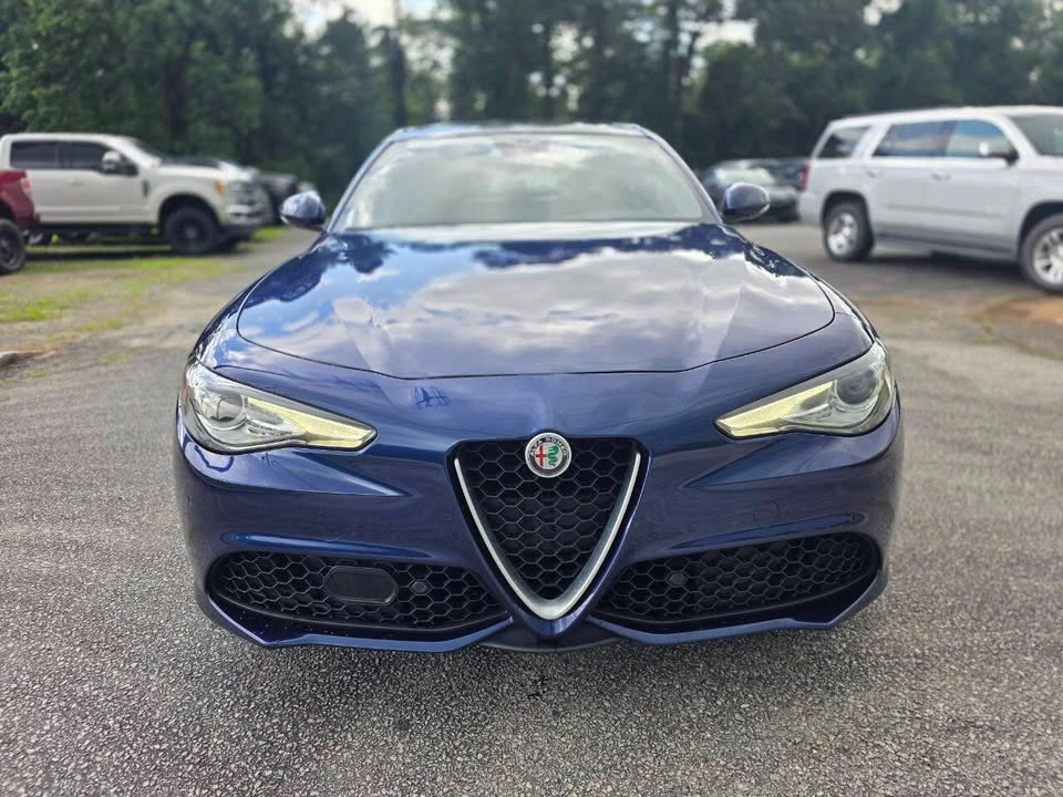 2017 Alfa Romeo Giulia - Image 2 of 20